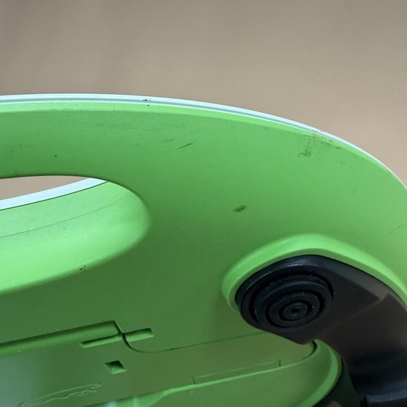 Revitive Medic Circulation Booster 2469MD w/ Power Cord Remote & Extra Body Pads - Picture 9 of 11